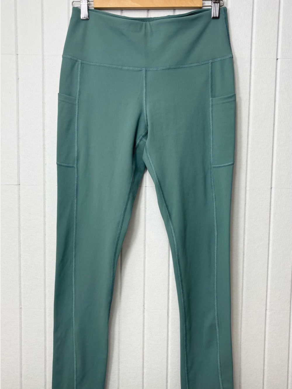 Iuga High-Waist Active Leggings in Dusty Teal Size L